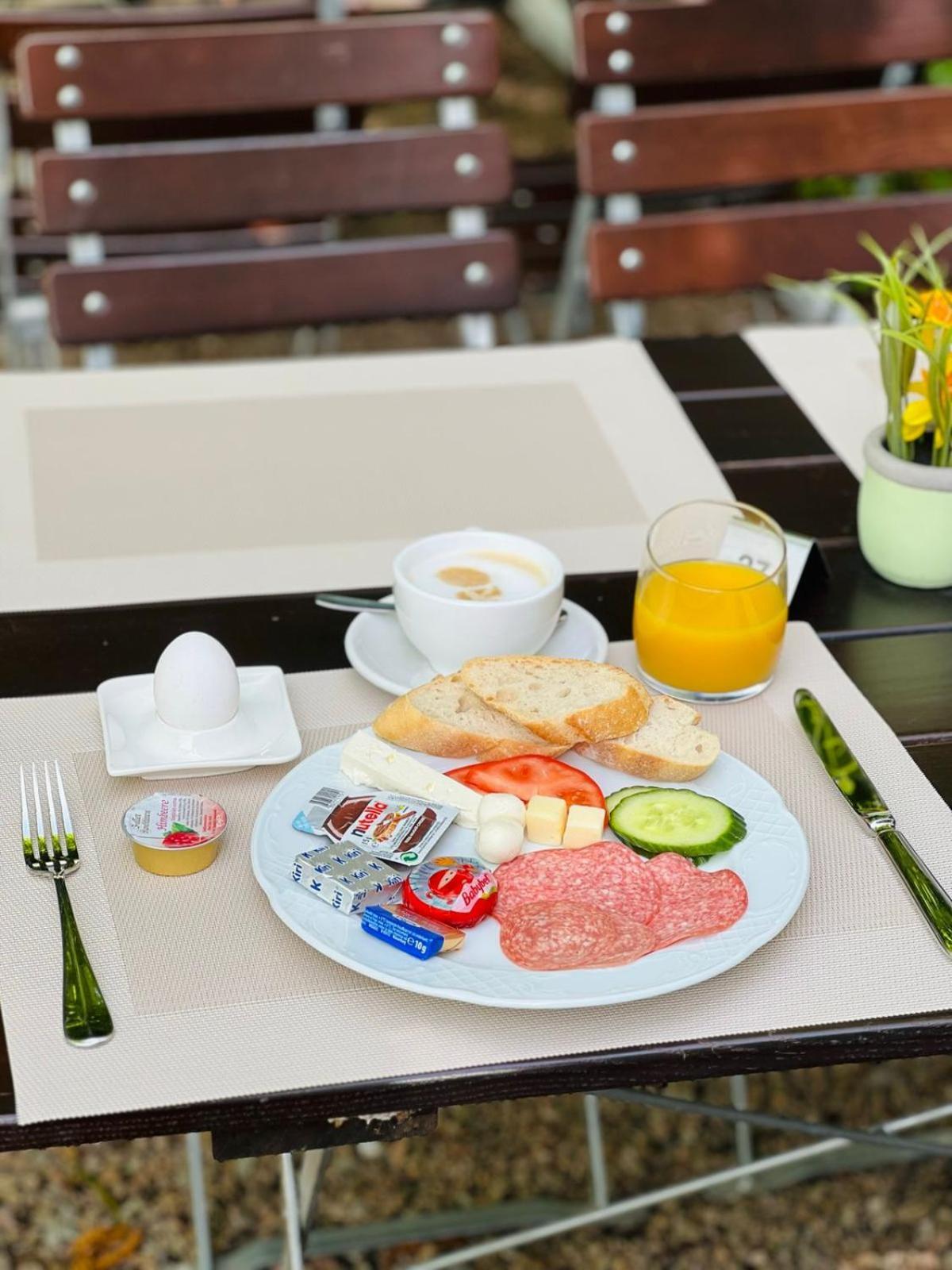 Hotel & Restaurant Krone Maerkt Weil am Rhein Eksteriør bilde