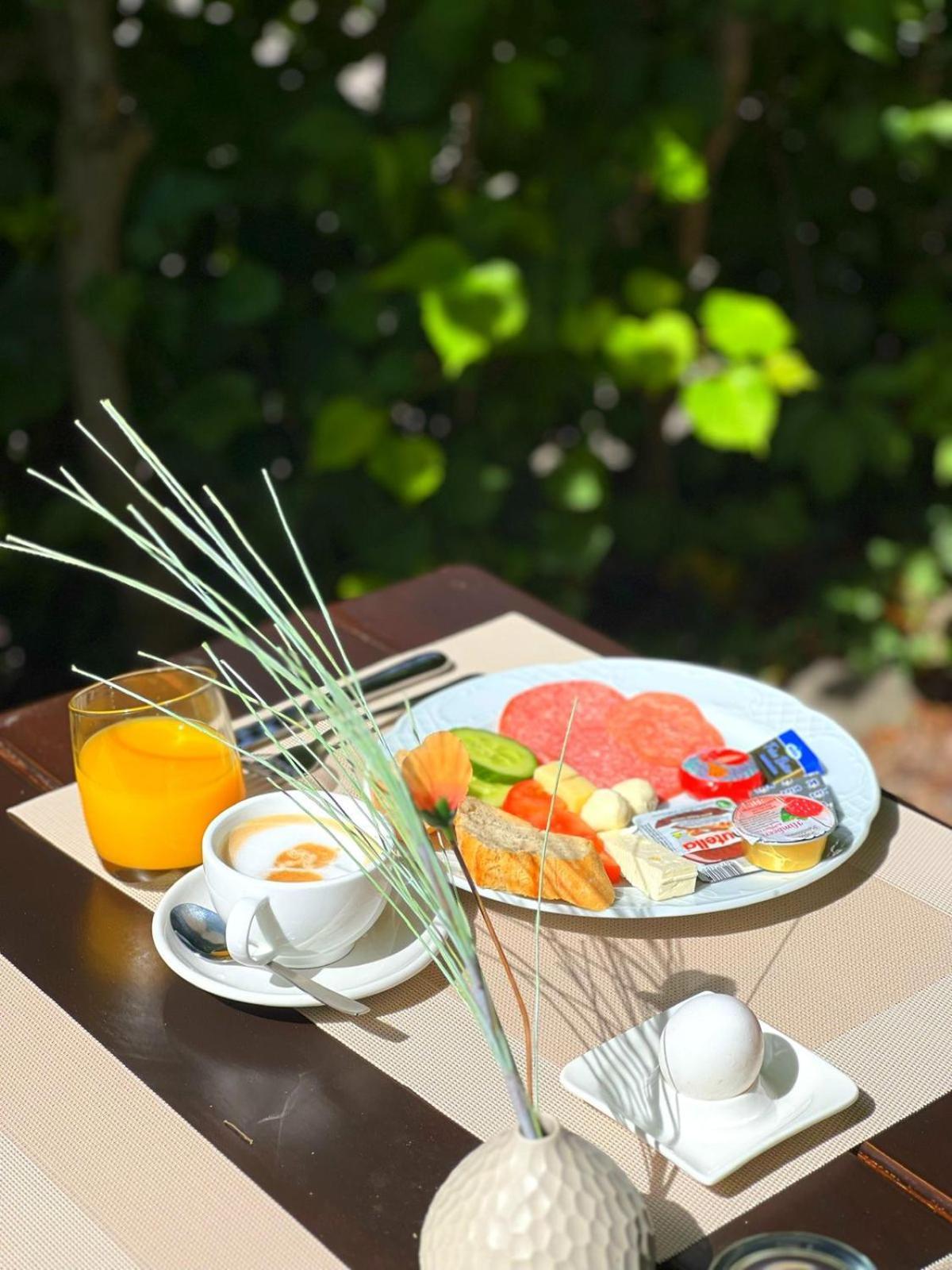 Hotel & Restaurant Krone Maerkt Weil am Rhein Eksteriør bilde